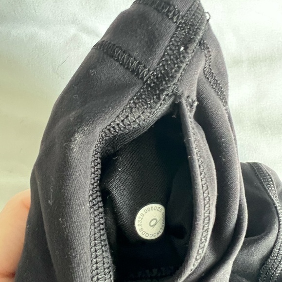 Lululemon Wunder Train HR Tight 25” - Picture 4 of 6